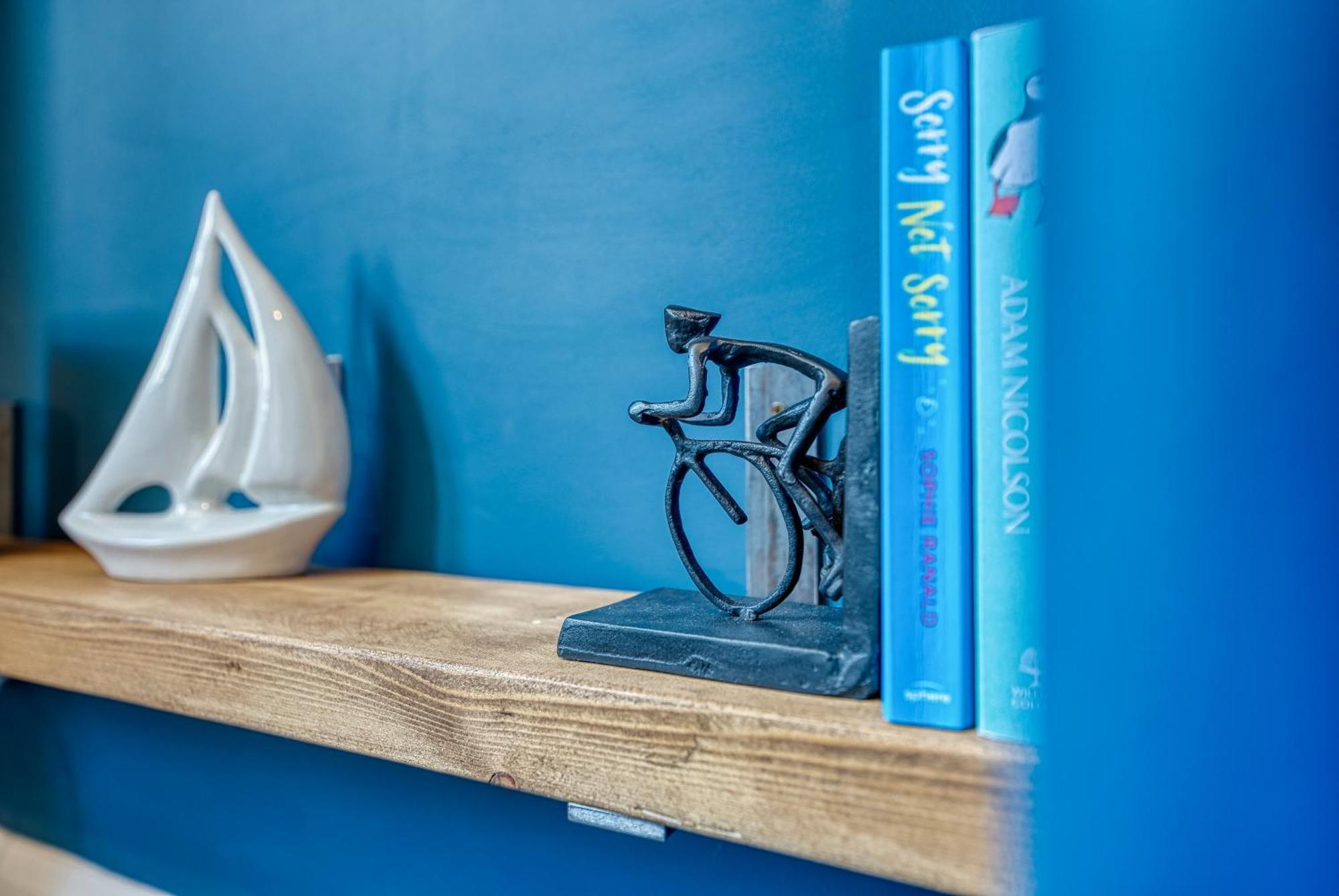 2 Bedrooms Modern, Stunning & Stylish Contractor House, Prime Portsmouth Location With Free Parking Permit, Summer Special Offer!! - By Blue Puffin Stays Екстериор снимка