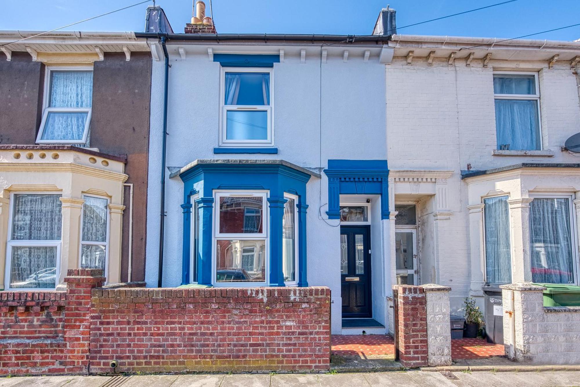 2 Bedrooms Modern, Stunning & Stylish Contractor House, Prime Portsmouth Location With Free Parking Permit, Summer Special Offer!! - By Blue Puffin Stays Екстериор снимка