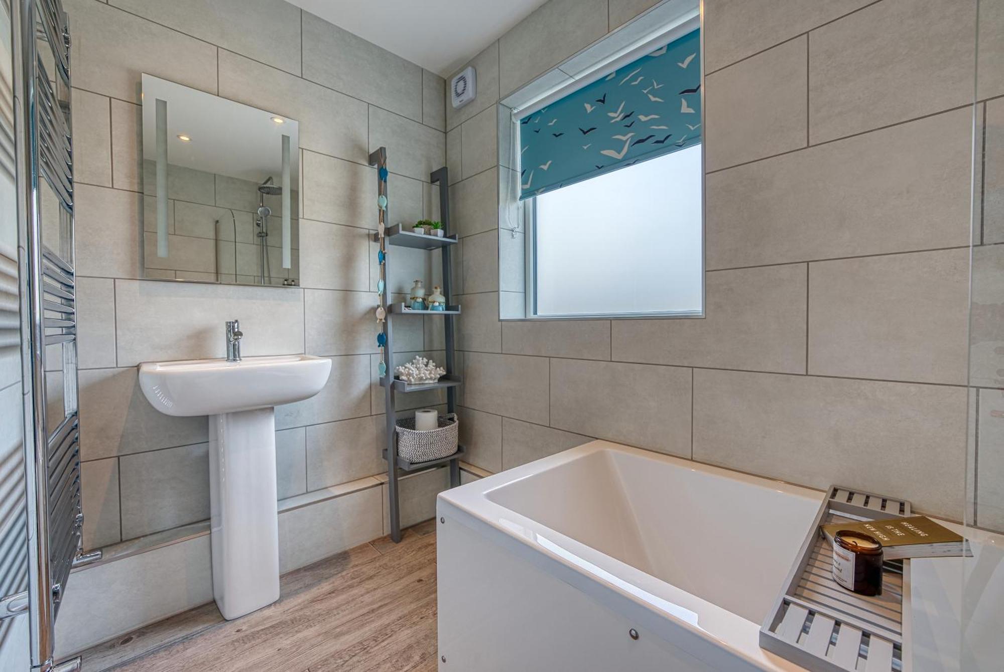 2 Bedrooms Modern, Stunning & Stylish Contractor House, Prime Portsmouth Location With Free Parking Permit, Summer Special Offer!! - By Blue Puffin Stays Екстериор снимка